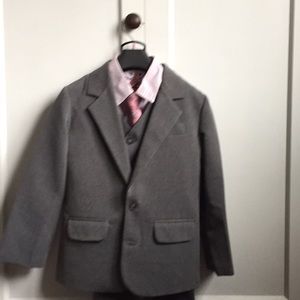 3 piece suit with dress shirt and tie
